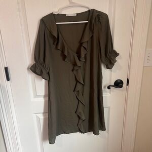 Three Eighty Two Olive Green Ruffle V-Neck Shift Dress Short Puff Sleeve XS NWOT